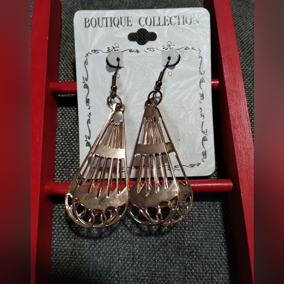 👜$3 - Set of‎ earrings (2 pair) bronze. #105 - Picture 5 of 13